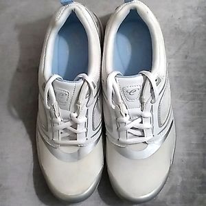 Easy Spirit Lace Up Walking Shoes 7.5